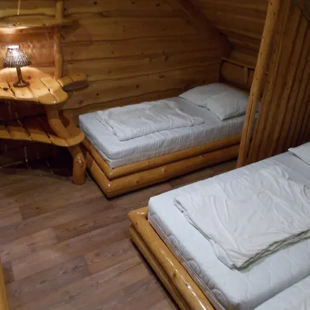 Holiday home Sruby Suchy - Velky Srub Pro 9 Osob